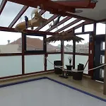 Designer Haus Mit Beheiztem Pool *