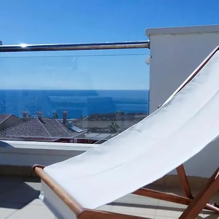 Holiday home Designer Haus Mit Beheiztem Pool La Listada