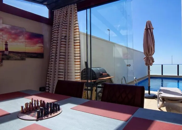 Feriehus Designer Haus Mit Beheiztem Pool *