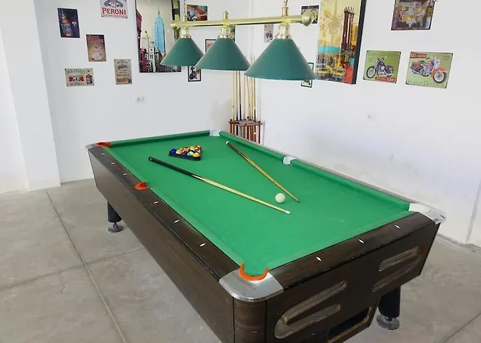 Designer Haus Mit Beheiztem Pool Dom wakacyjny *