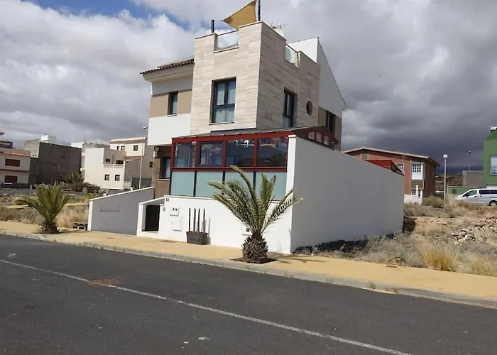 Designer Haus Mit Beheiztem Pool Сasa de vacaciones *