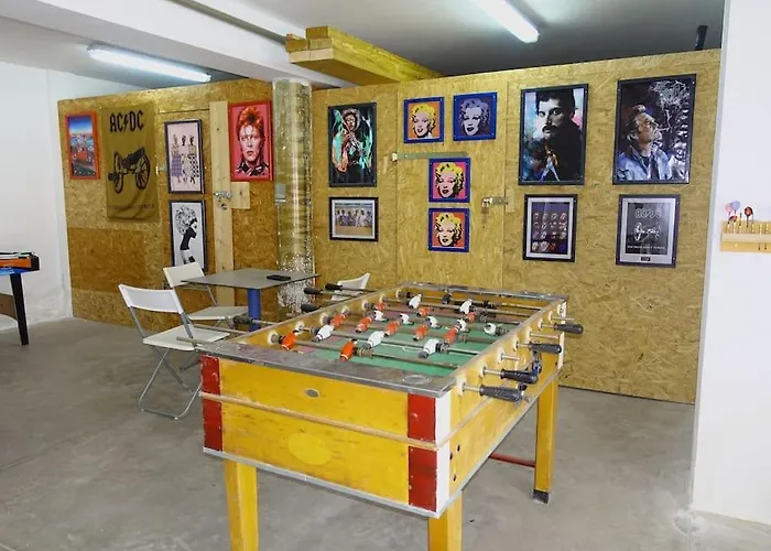 Designer Haus Mit Beheiztem Pool