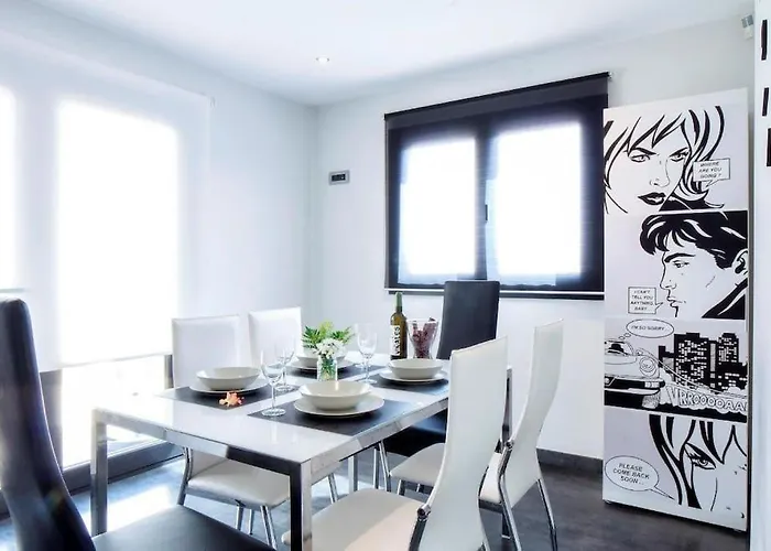 Designer Haus Mit Beheiztem Pool Сasa de vacaciones